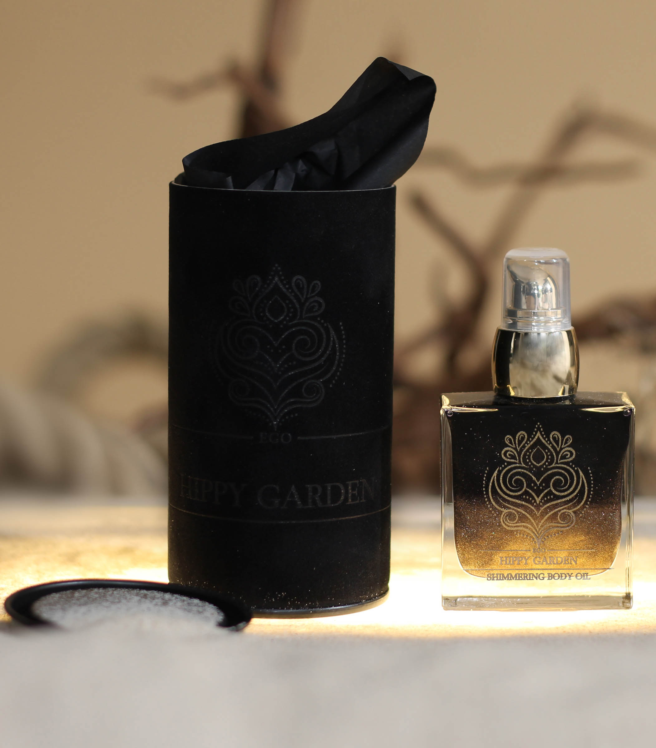 Shimmering body oil deals